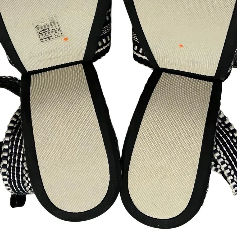 Amambaih Beatriz Platform Sandal Tapestry Noche Black White Blue Meril 40 9 - Picture 13 of 14